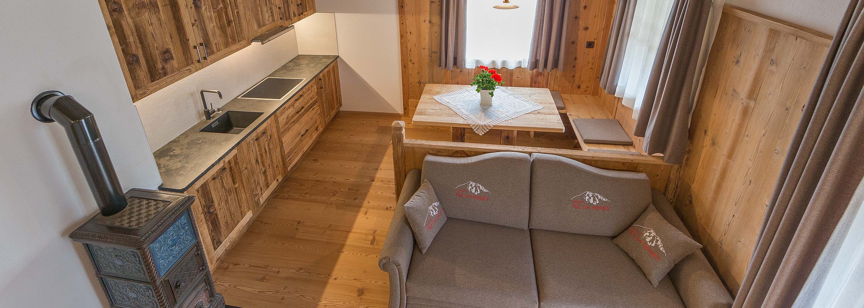 pano-ferienwohnung-kronplatz-appartamento-piz-da-peres